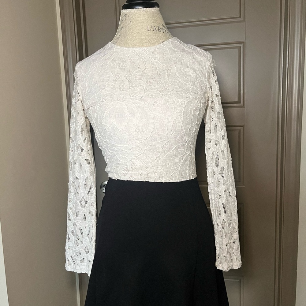 AQUA White Lace, Black Bottom Elegant Dress